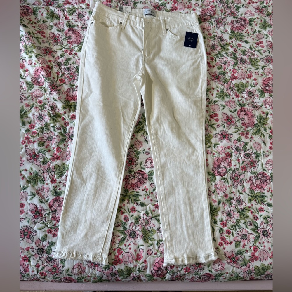 Crown & Ivy White Jeans